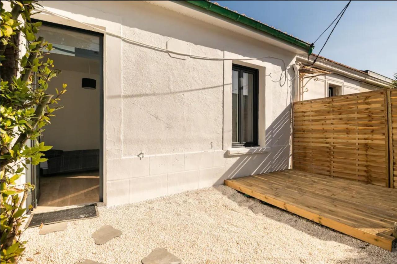 Апартаменти Studio Cosy Avec Terrasse Et Jardin Флуарак Екстер'єр фото